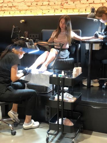 Nailhub