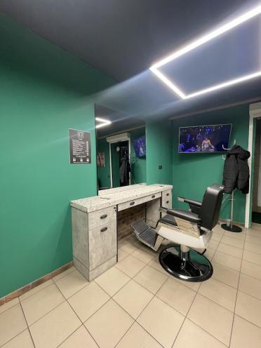 Li Barber