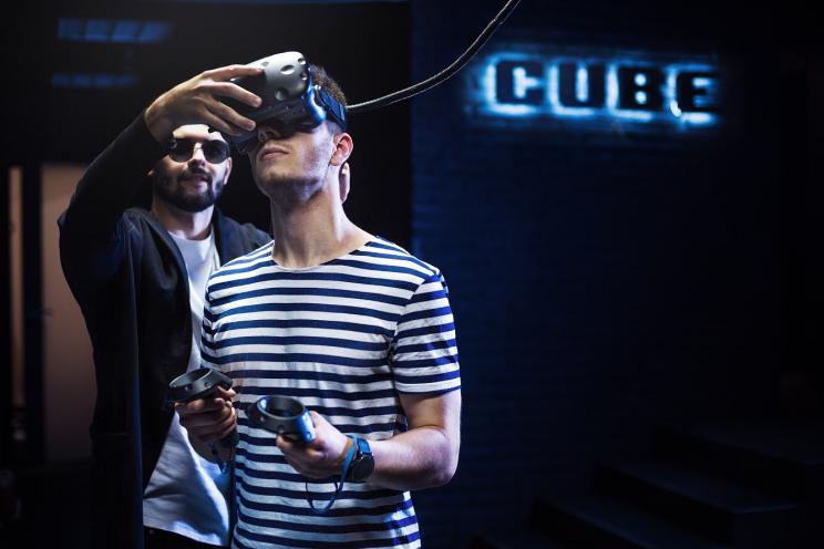 CUBE