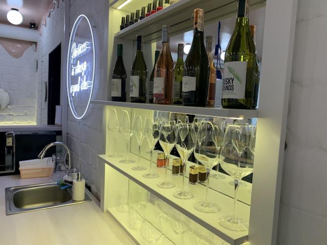 Prosecco Nail Bar