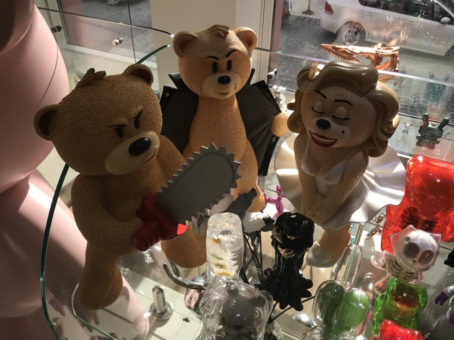 TOYS GALLERY