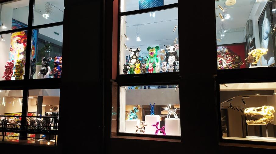 TOYS GALLERY
