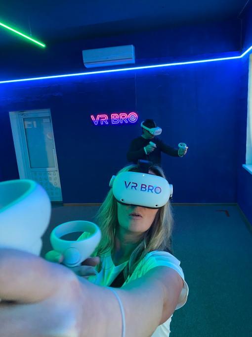 VR BRO
