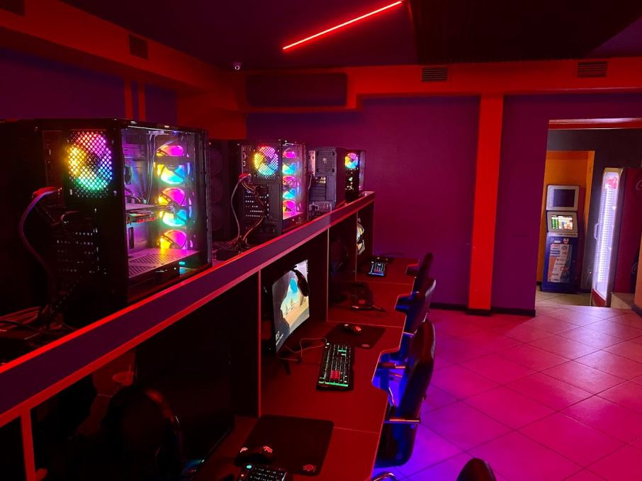 PlayHUB Cyber Club