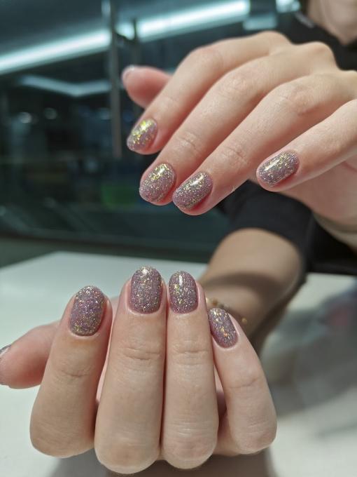 Pati nail room