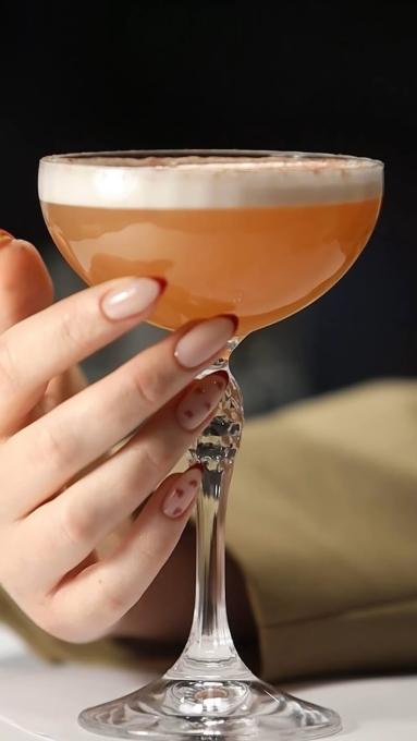 Nails & Cocktails Original
