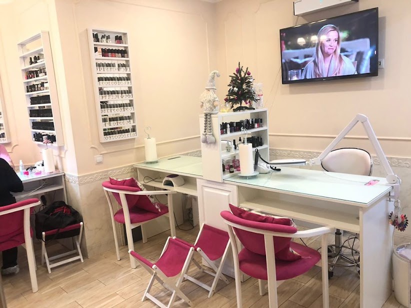 AG Nail Studio