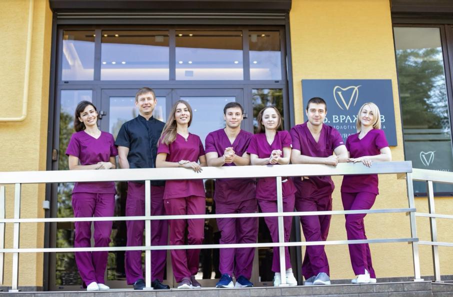 Dr. Vrazhnov