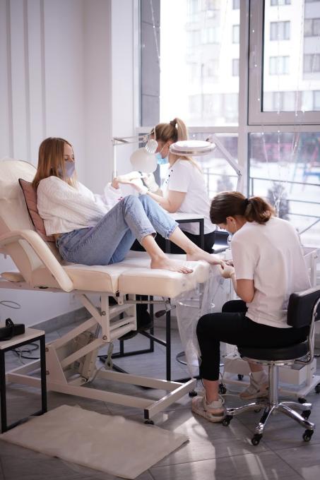 HAIR & NAIL moda studio