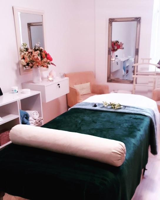MASSAGE NA LIPKAH