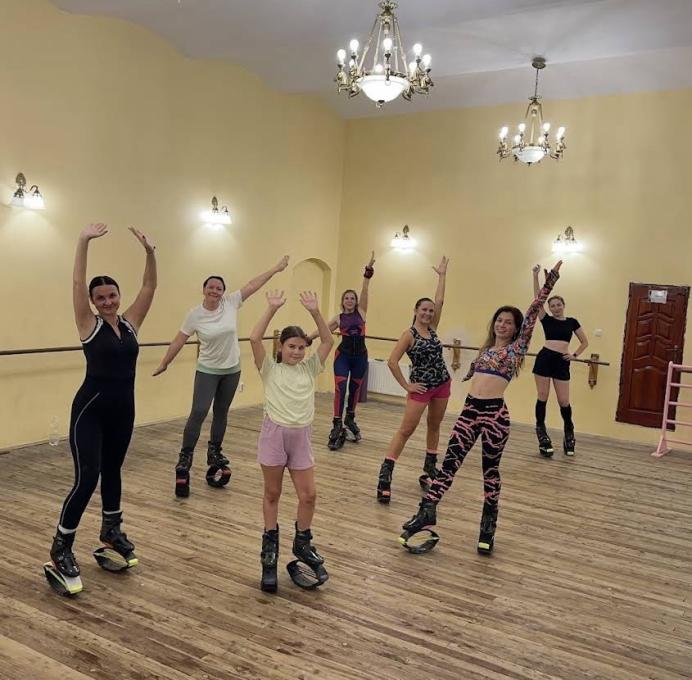 Kangoo Jumps