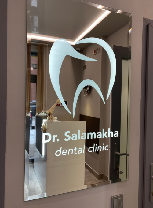 Dr. Salamakha