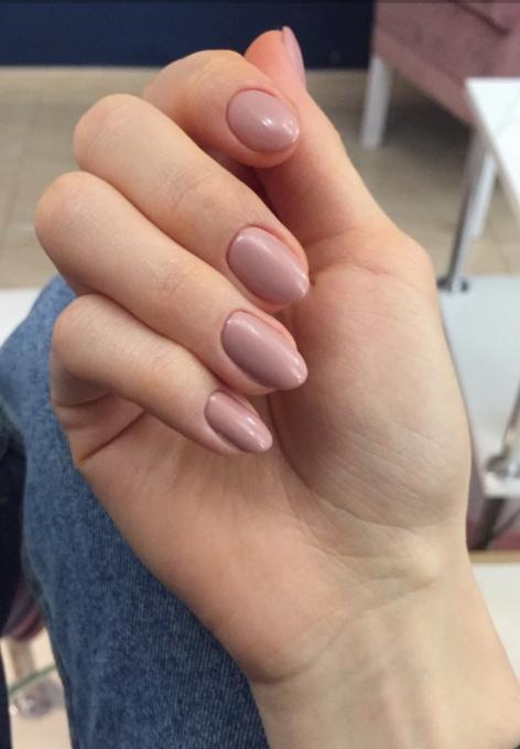 Libel nails