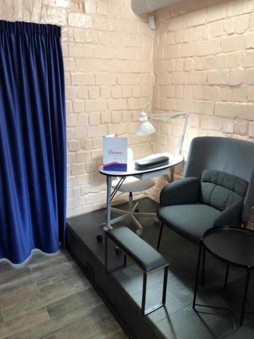Prosecco Nail Bar