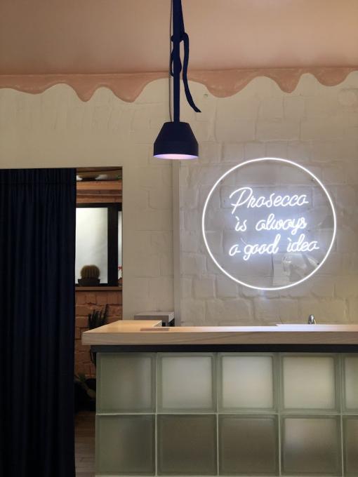 Prosecco Nail Bar