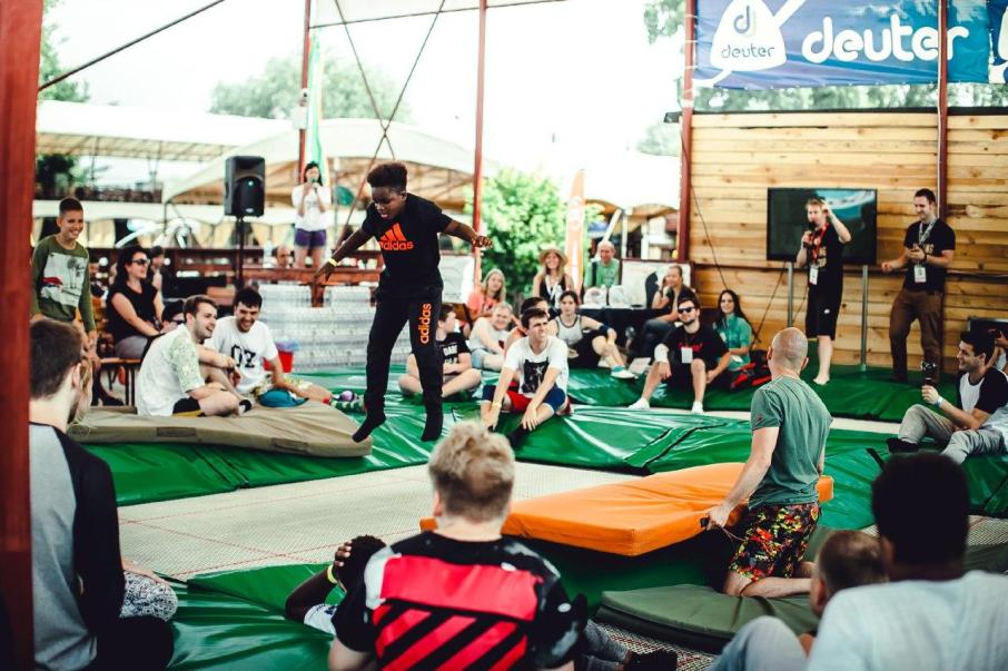 Jumping Hall Trampoline