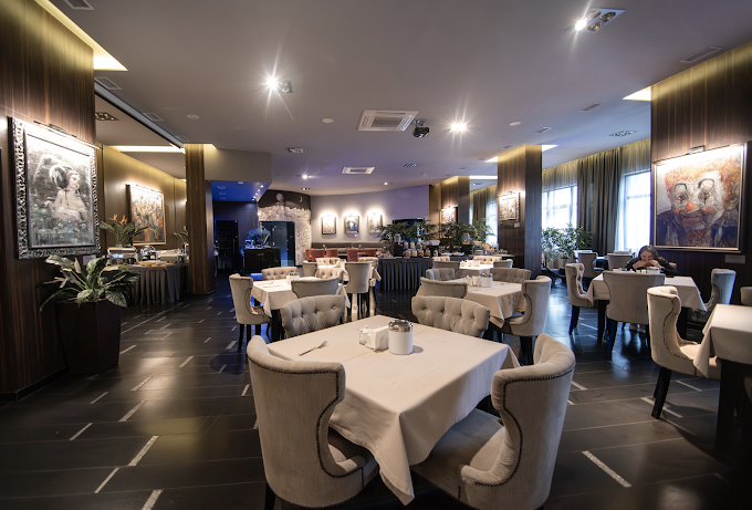 LH Bar & Restaurant