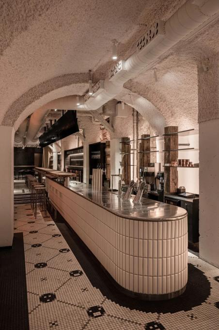 VAR BAR