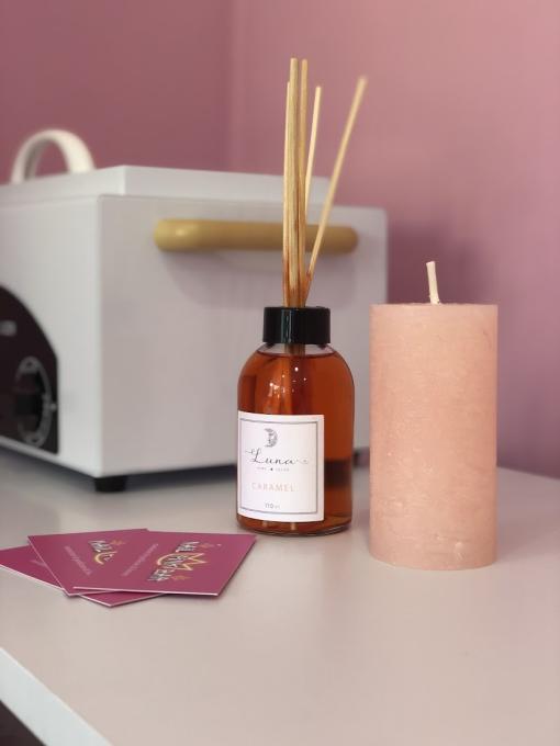 NAIL PINK BAR
