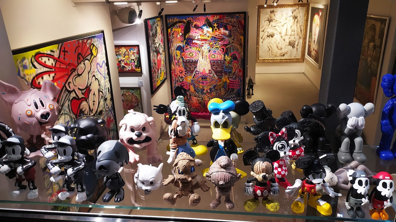 TOYS GALLERY