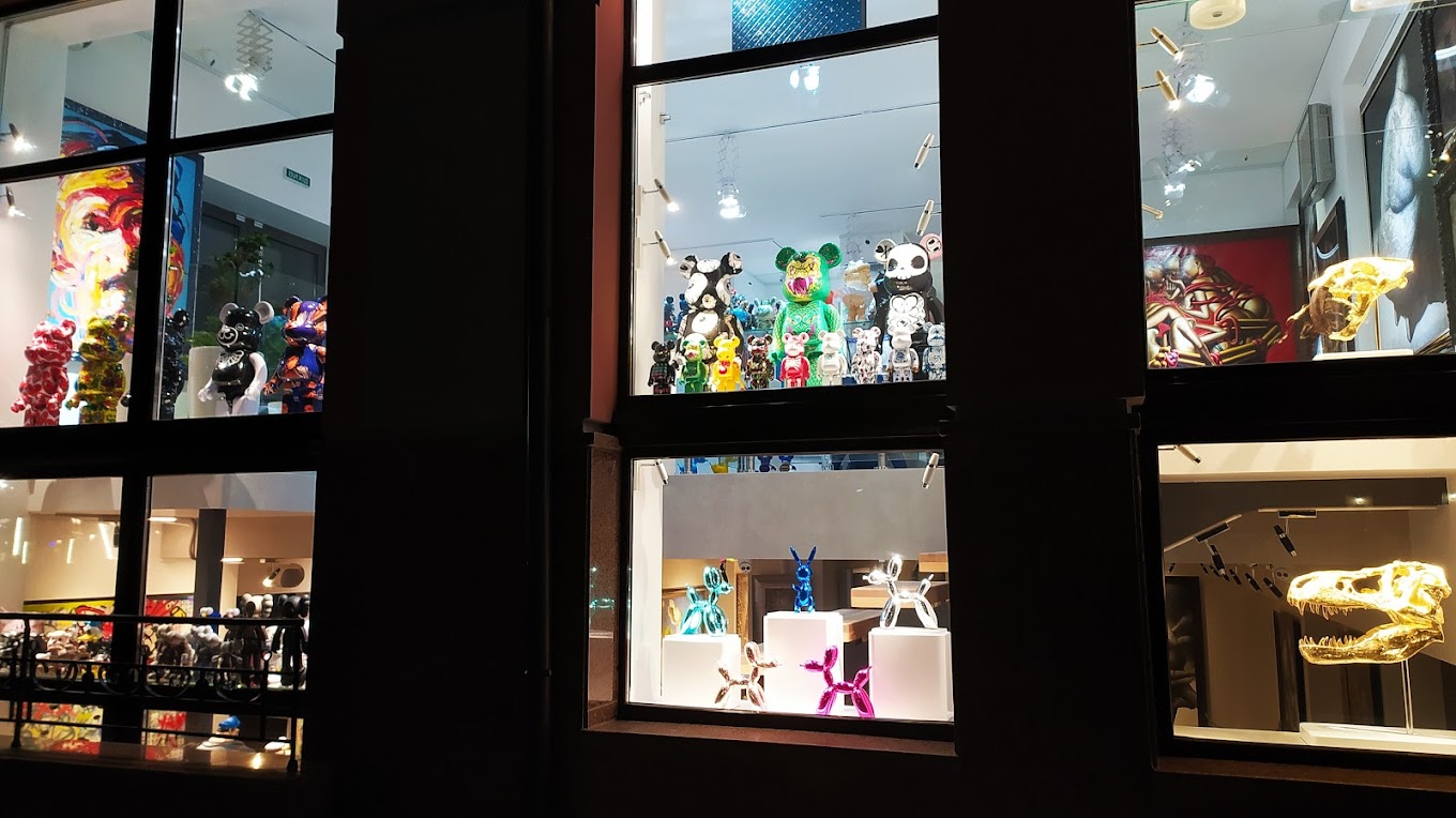 TOYS GALLERY