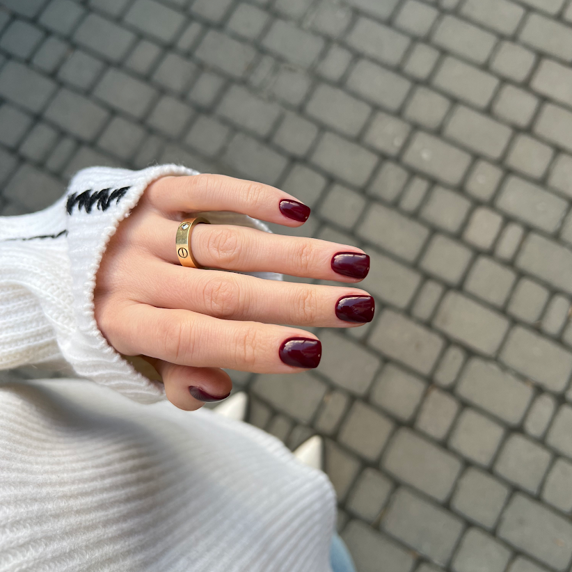 YULIYA STADNIK Nail Salon