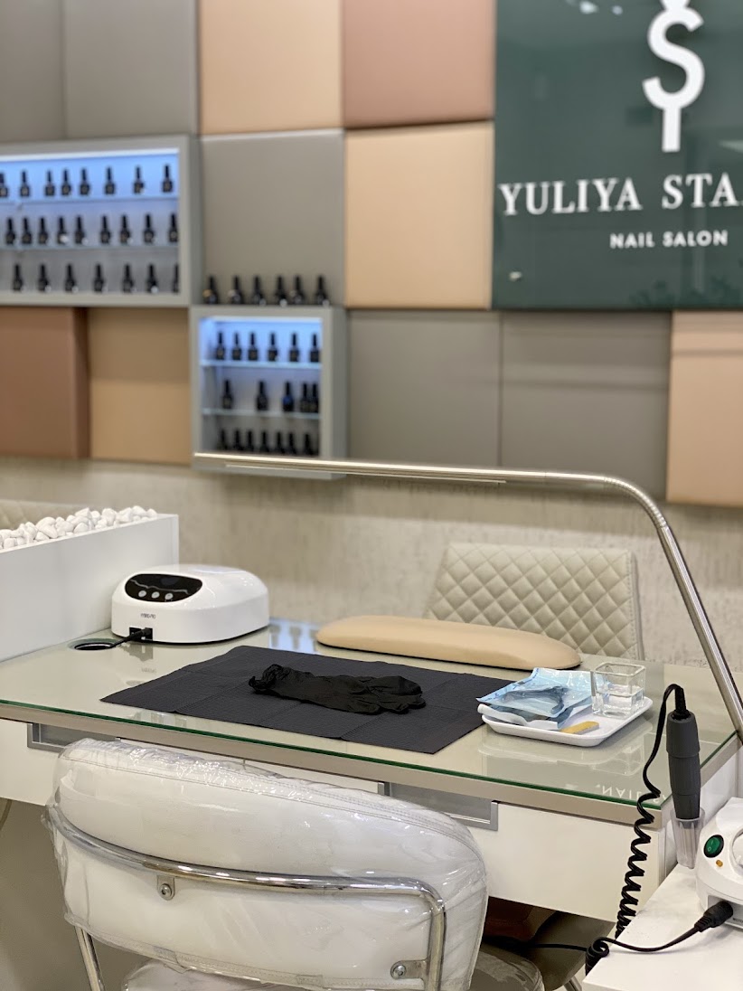 YULIYA STADNIK Nail Salon