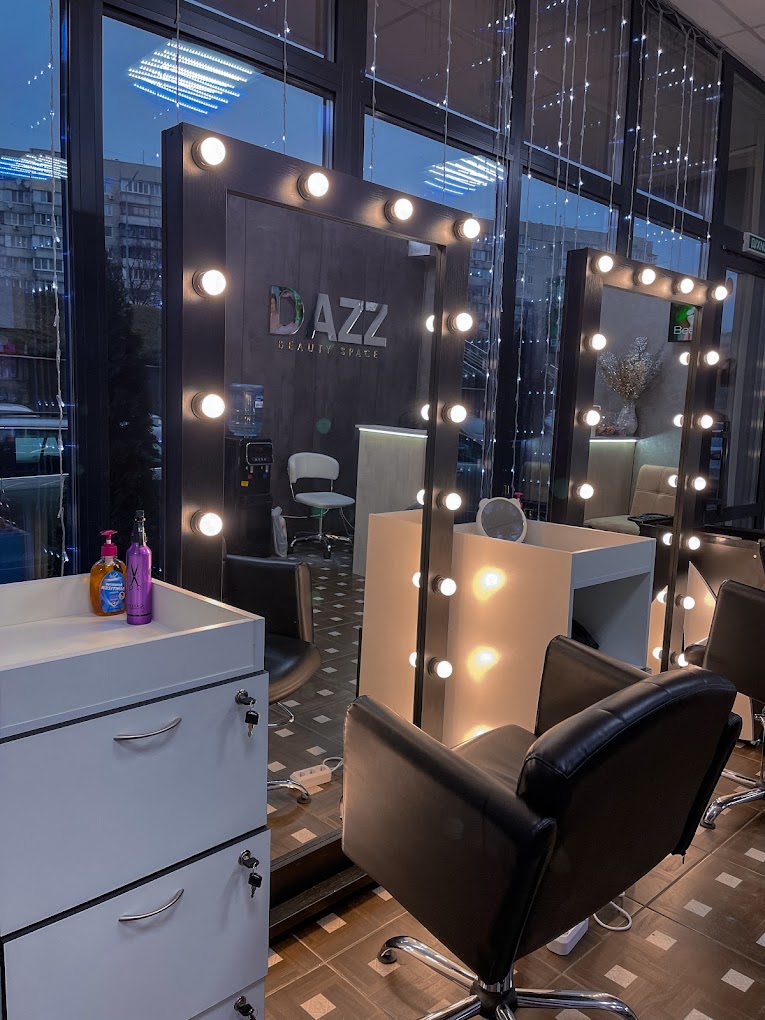 DAZZ