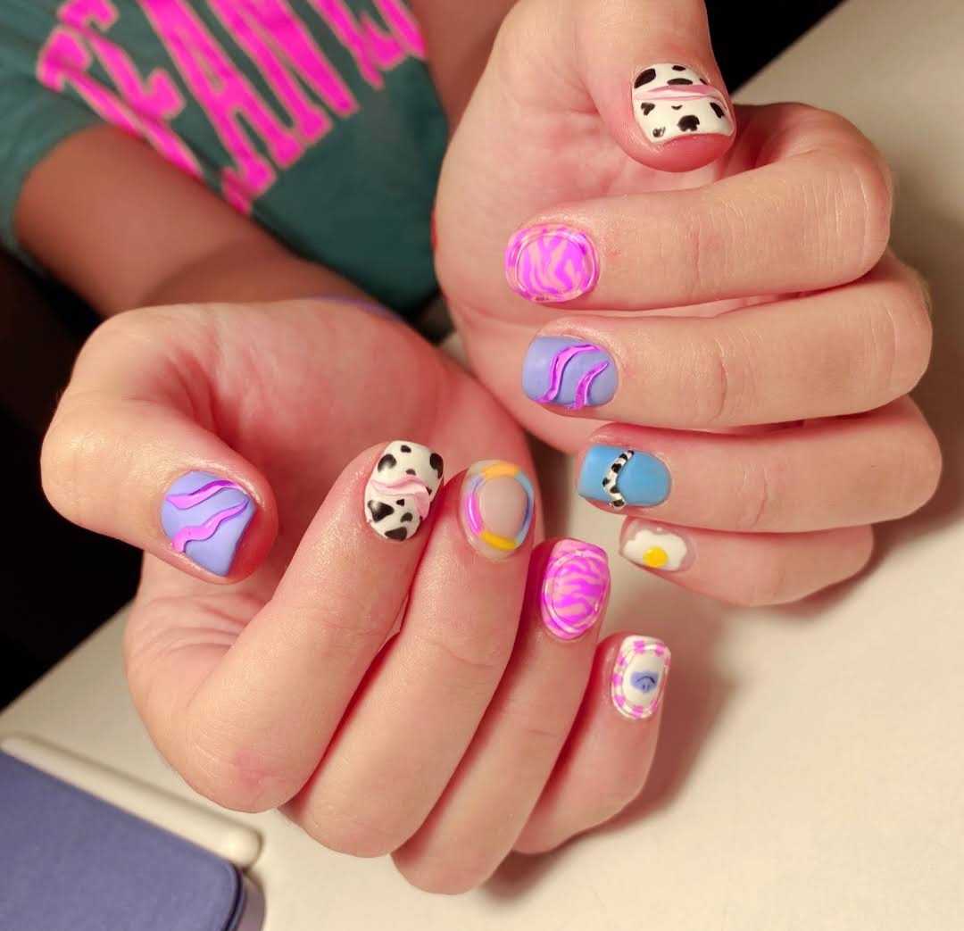 HAPPY nail house
