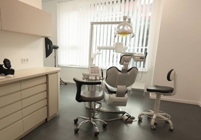SM Dental