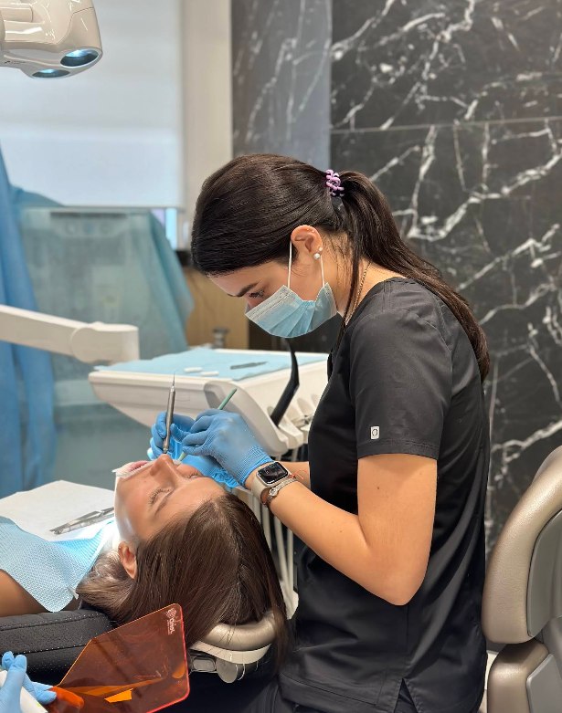 Стоматологічна клініка DENTADERM – Klovska