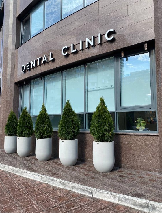 Стоматологічна клініка DENTADERM – Klovska