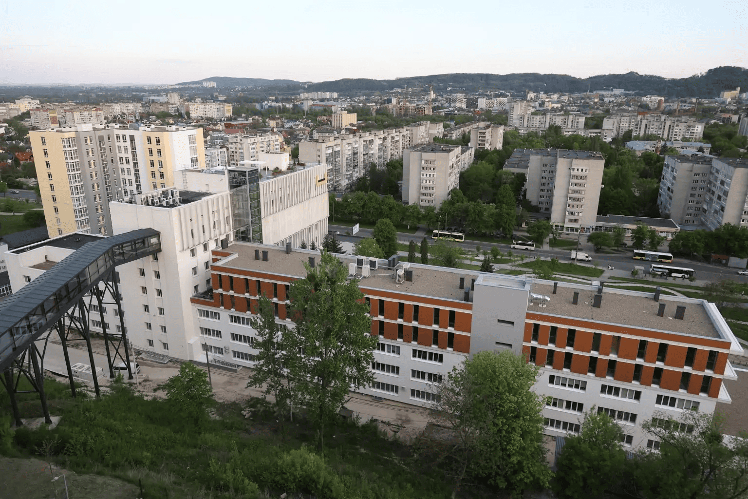 Амбулаторно-поліклінічний центр