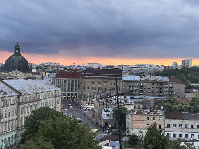 Pidnebesna