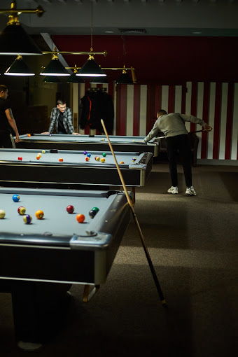 Pool Club Lounge