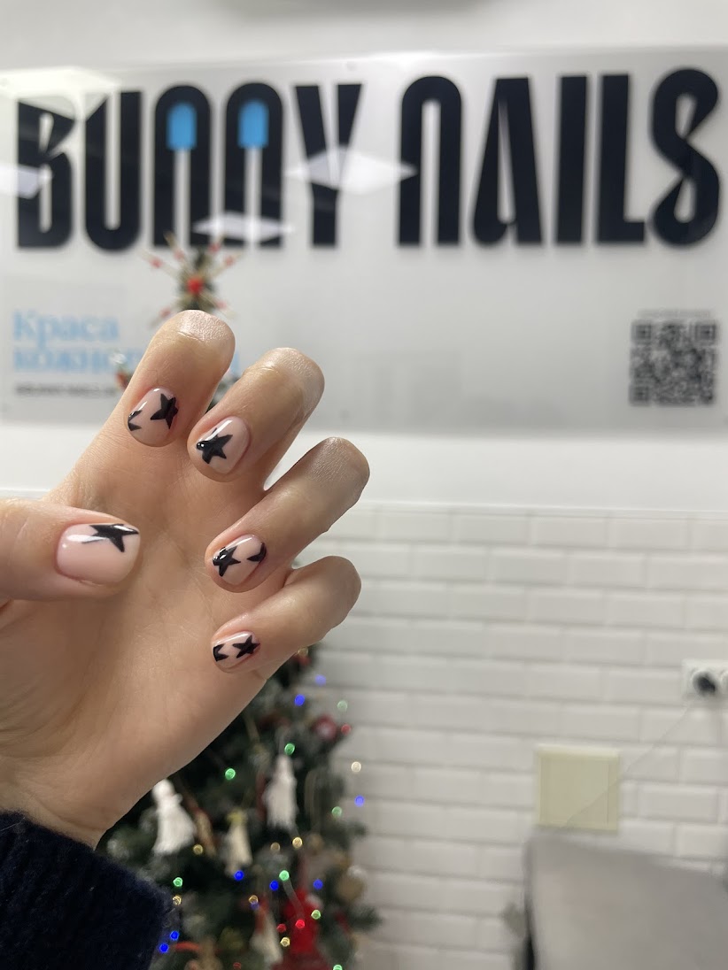 Bunny nails
